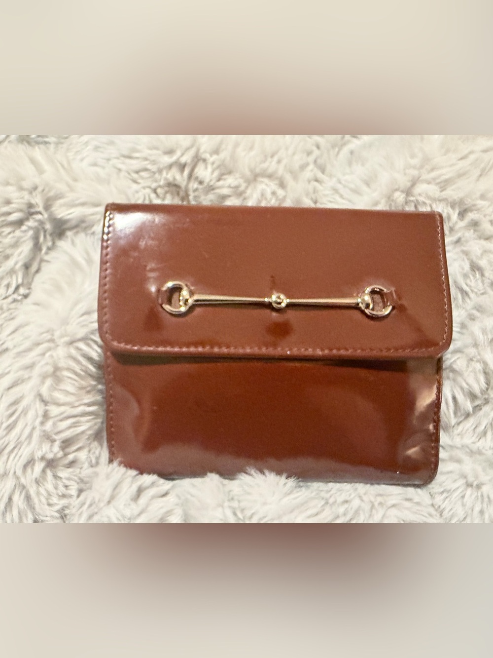 Gucci Patent Leather Compact Wallet in Brown with Gold Horsebit Detail